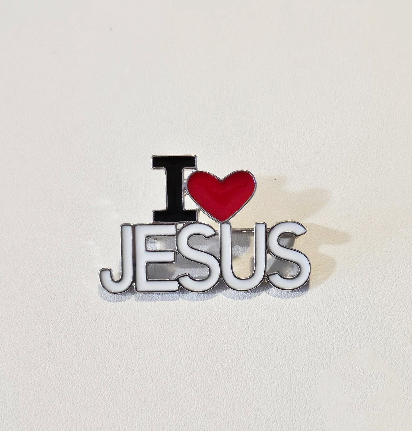 I <3 Jesus Pin